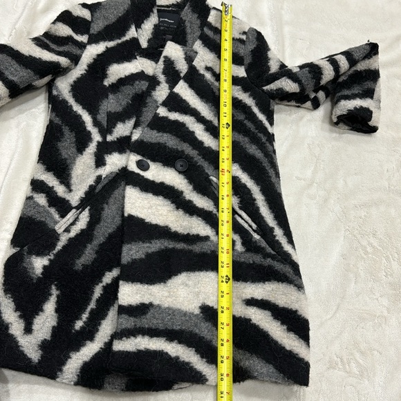 Stradivarius Zebra Print Jacket-size L - Picture 9 of 10